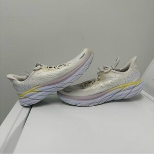 Hoka One One Clifton 8 Women’s  Running Shoe Sneaker White Used 12B No Insoles